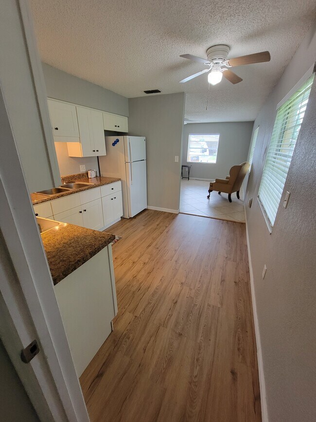 Building Photo - 1408 54th Avenue Dr W