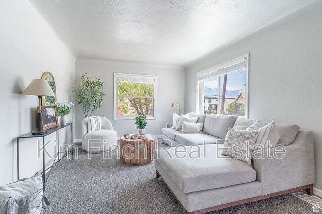 Building Photo - 289 E 4800 S