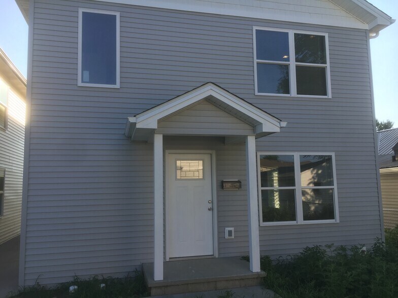 Building Photo - 1423 Union St