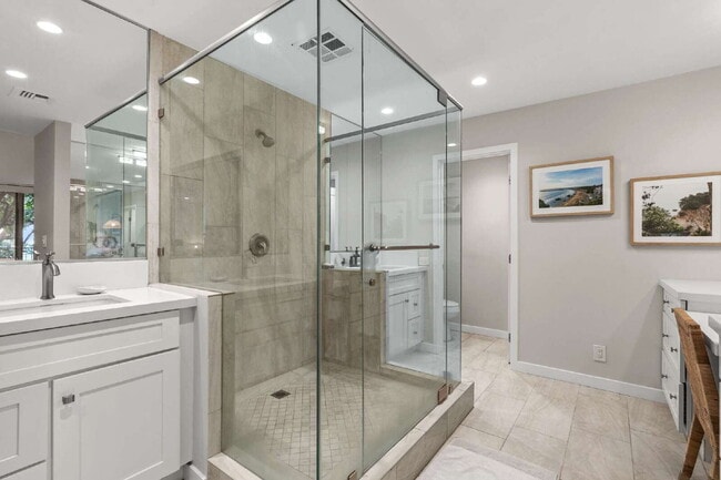 Building Photo - Waterfront Lifestyle Living