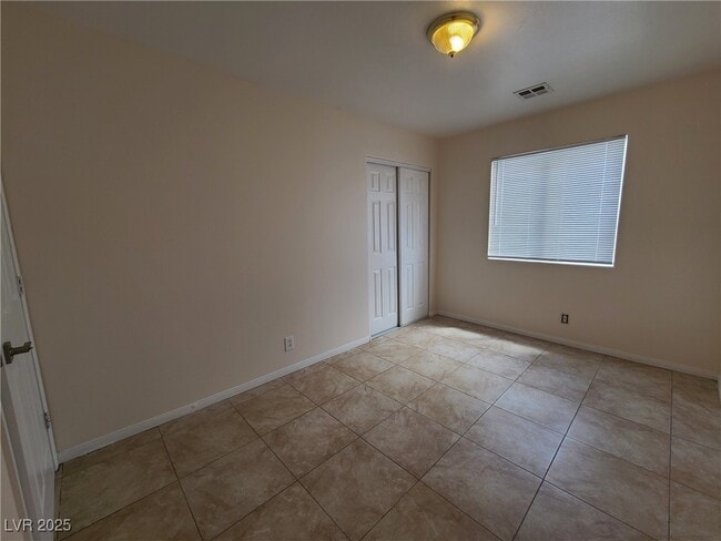 Building Photo - 1835 E Calvada Blvd