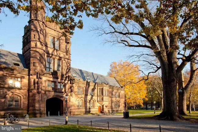 Building Photo - 45 Spring St