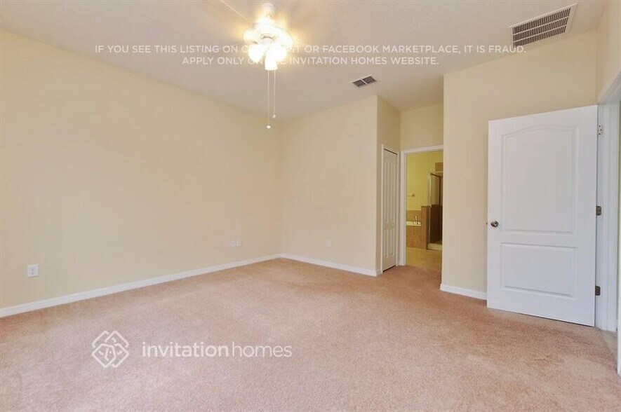 Building Photo - 12115 Streambed Dr
