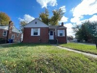 Building Photo - 1004 N New Florissant Rd