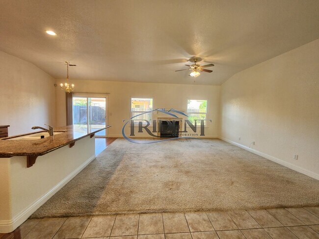 Building Photo - 4 bedroom 2 bath locaded in a cultisac