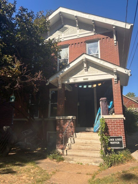 Building Photo - 2023 Blendon Pl