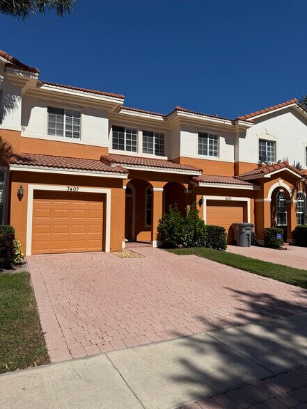 Building Photo - 7407 Briella Dr