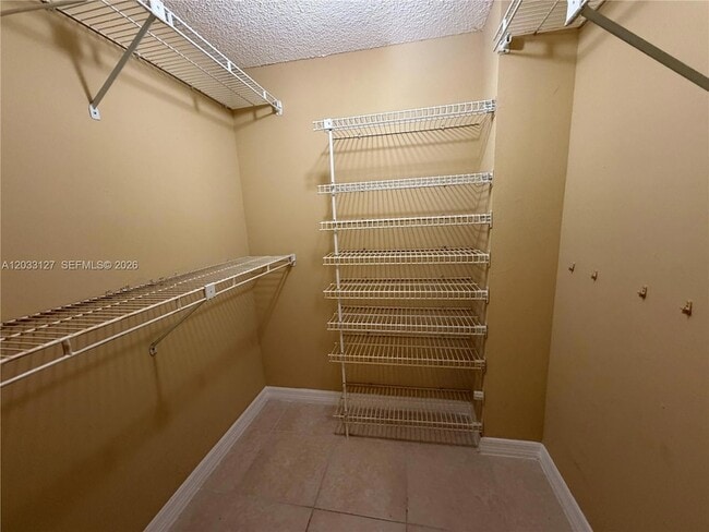 Building Photo - 3100 N Course Ln