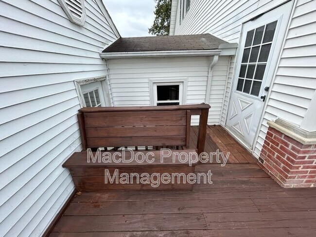 Building Photo - 15471 U.S. Rte 1