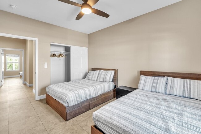 Building Photo - RV GARAGE | Single Story | Furnished Or Unfurnished