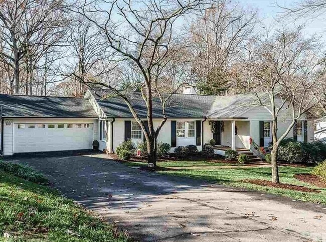 Building Photo - 1213 Glen Eden Dr