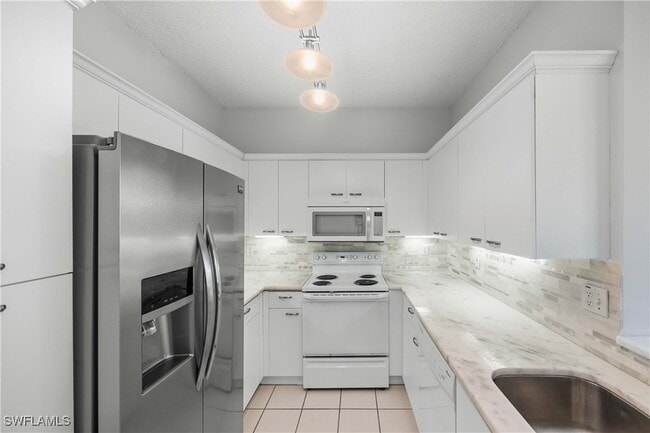 Building Photo - 85 Silver Oaks Cir