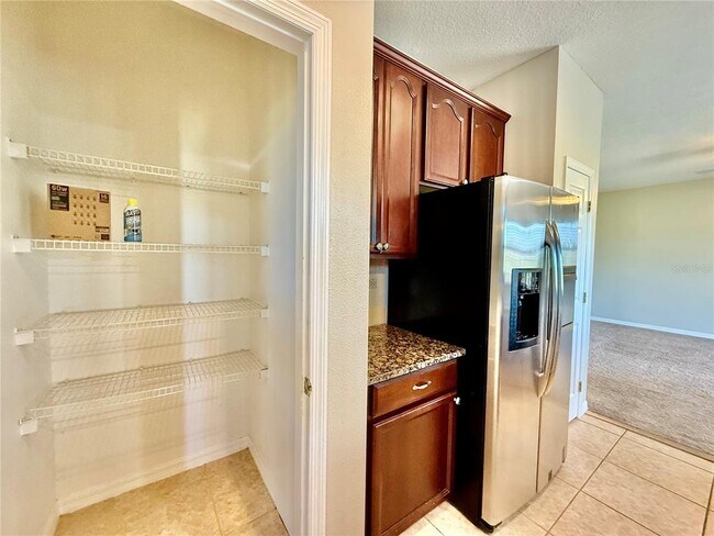 Building Photo - 11161 Creek Haven Dr