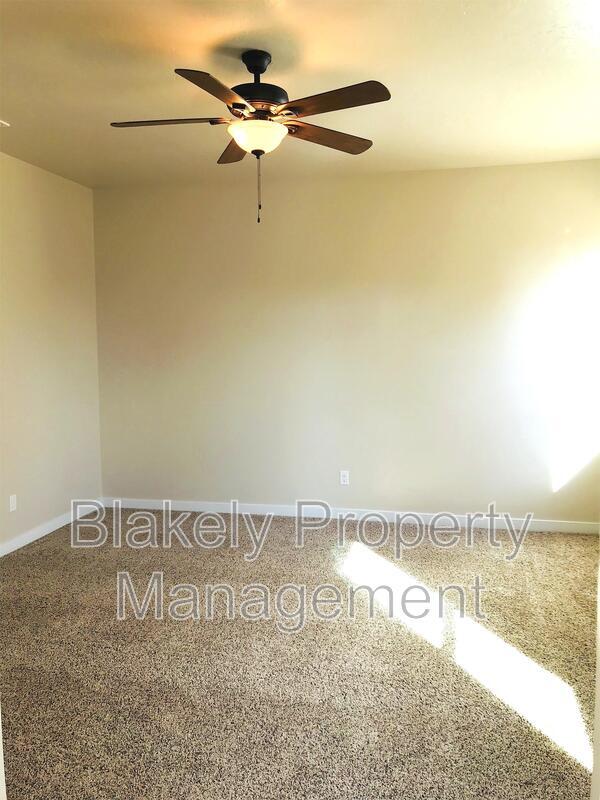 Building Photo - 6705 E Thornton St