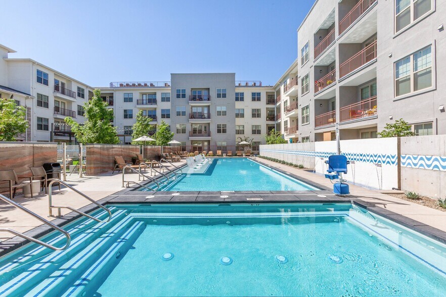 Resort Inspired Pool - Overture Albuquerque 55+ Active Adult Apartment Homes