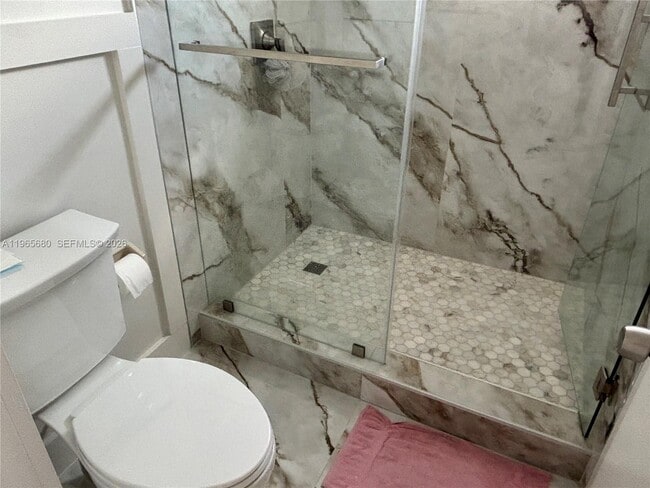 Building Photo - 1121 SW 122nd Ave