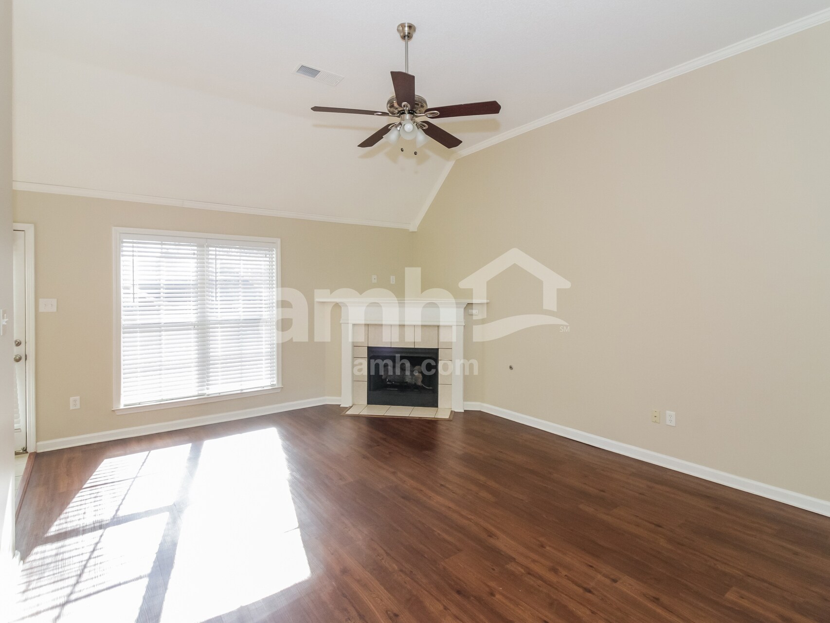 Building Photo - 95 Sweet Leaf Ln