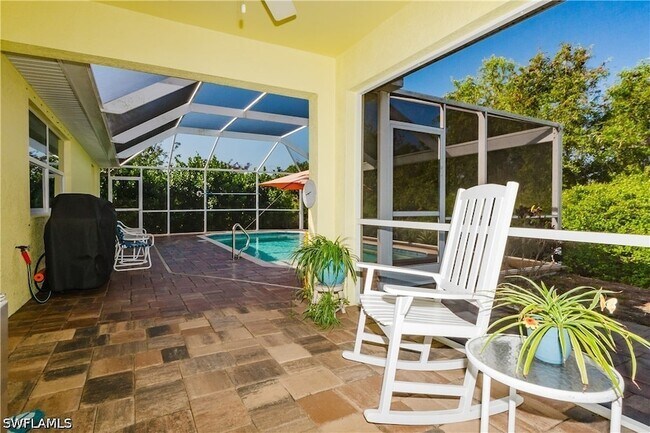 Building Photo - 11693 Oakland Dr