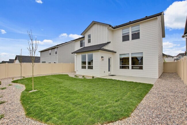 Building Photo - 313 S Iceberg Lake Ave