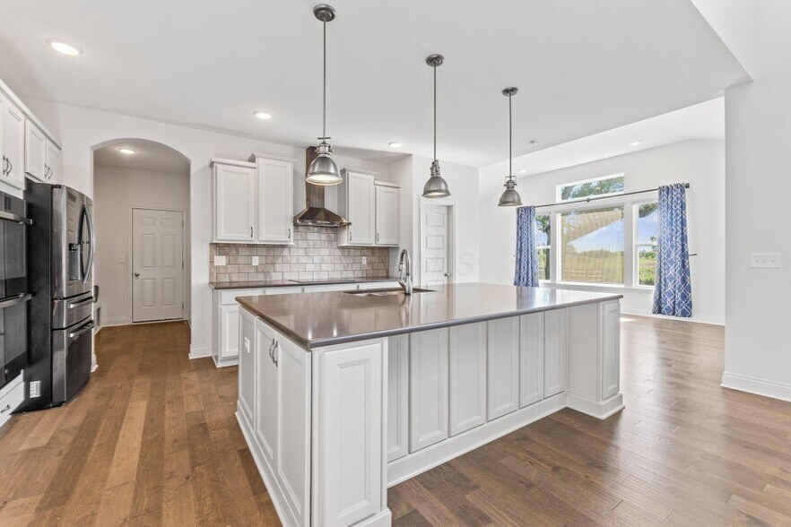 Building Photo - 3622 Switchgrass Ct