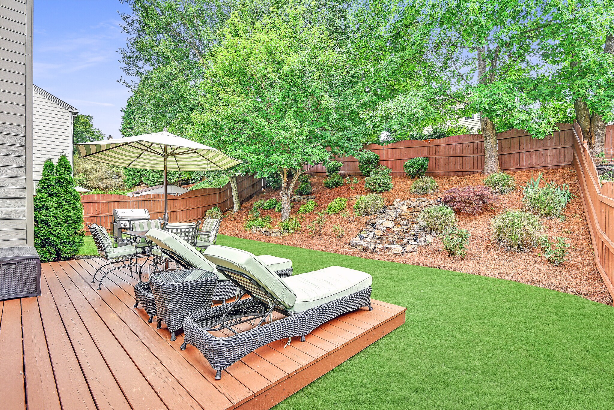 Building Photo - 6165 Pattingham Dr