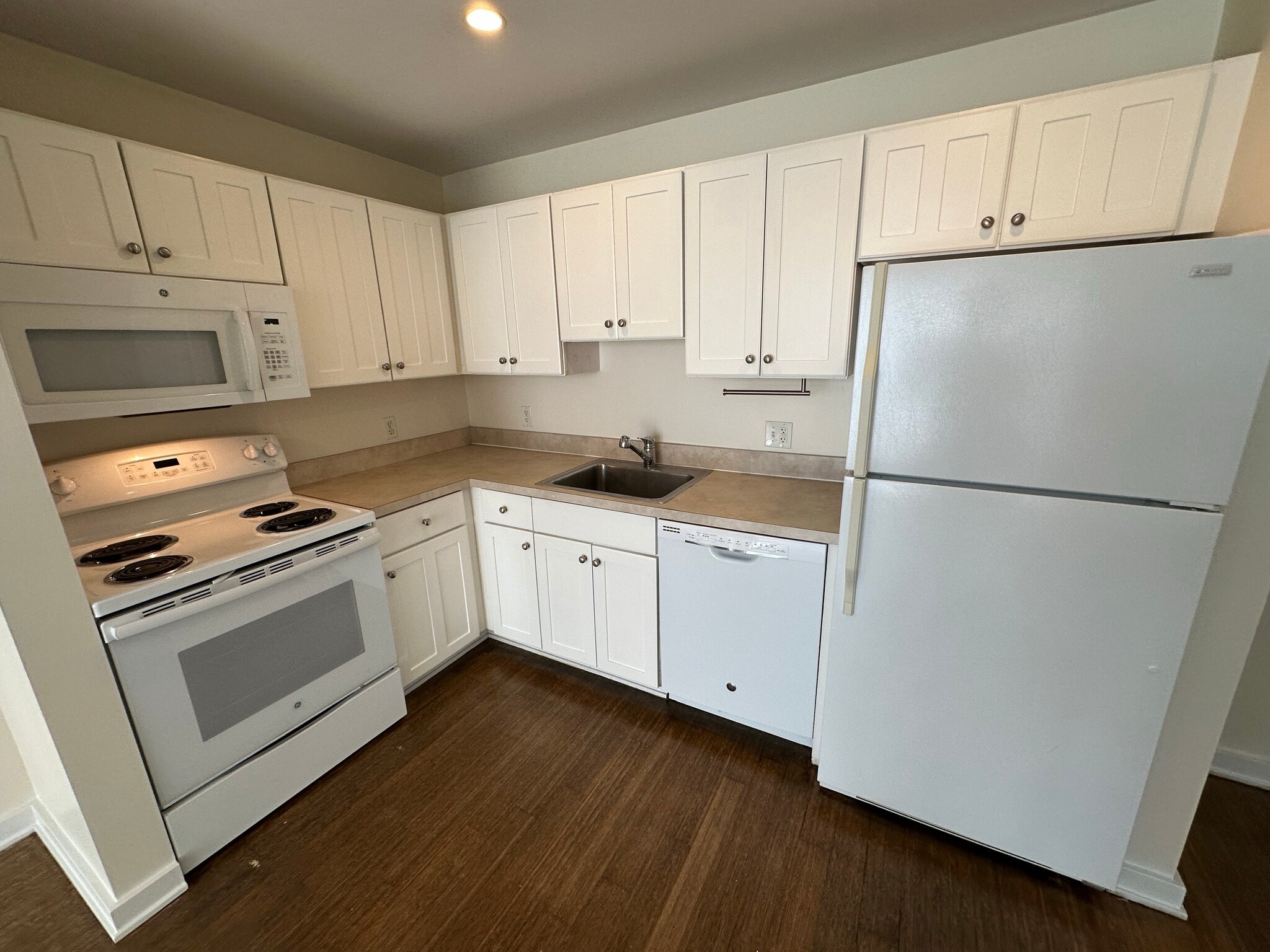 Building Photo - 32 Boylston St