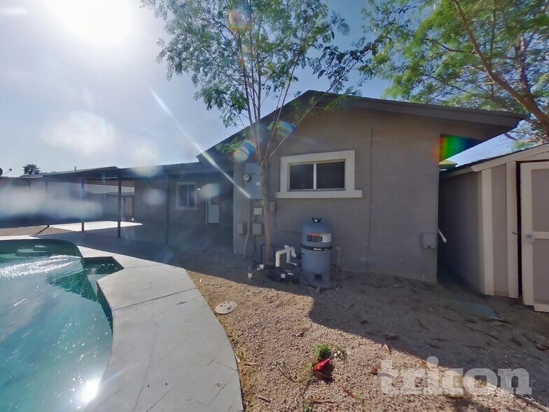 Building Photo - 826 W Del Rio St