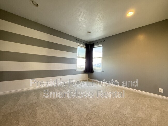 Building Photo - 3408 S Huntington Dr