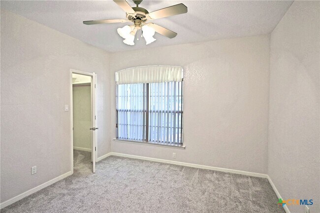 Building Photo - 2725 Diamond Trail