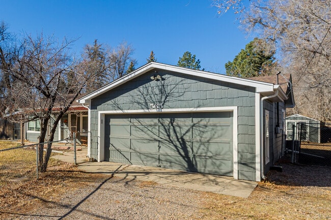 Building Photo - 565 Saulsbury St