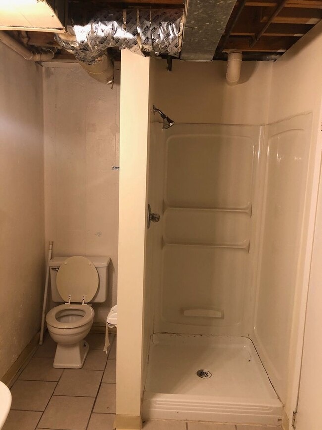 Building Photo - 3 bedroom, 2.5 bathroom townhome: Timber Ridge