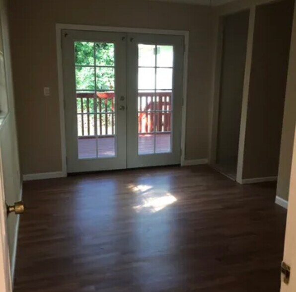 Building Photo - 881 Terrace 49