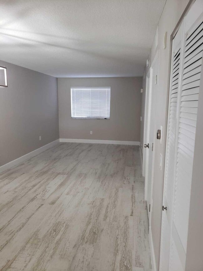 Building Photo - 3512 Briar Bay Blvd