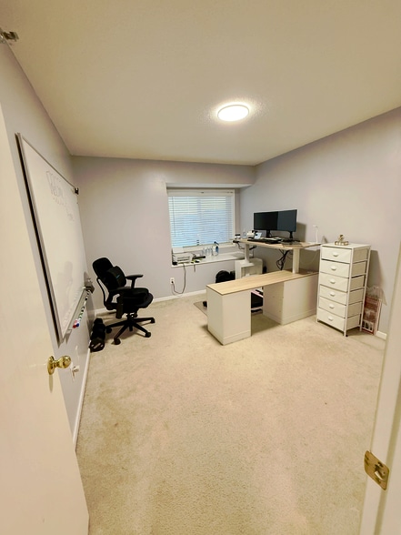 Office/Bedroom - 14546 Cobalt Ave