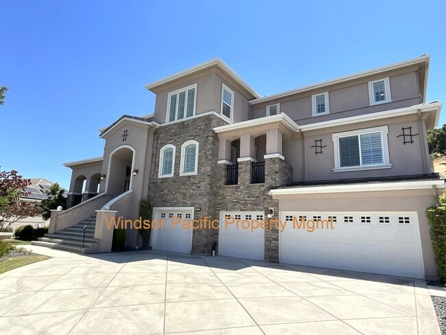 Building Photo - Luxurious & Sought After Home In The Bucolic Hills Of Gated Norris Canyon Estates !
