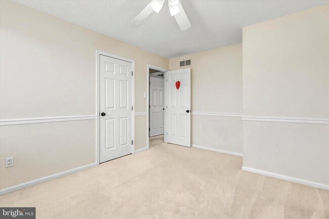 Building Photo - 438 Candlewood Way