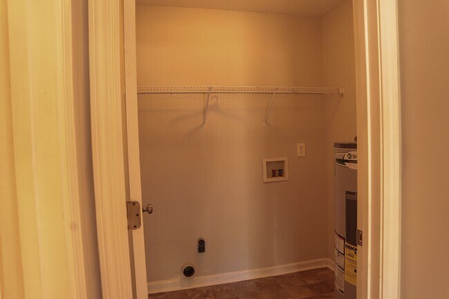Building Photo - Coming Soon!! Nice home in Lee County!