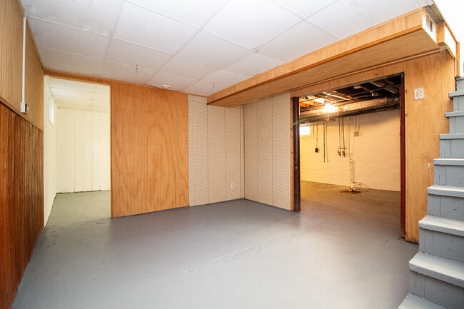 Building Photo - 2626 120th St