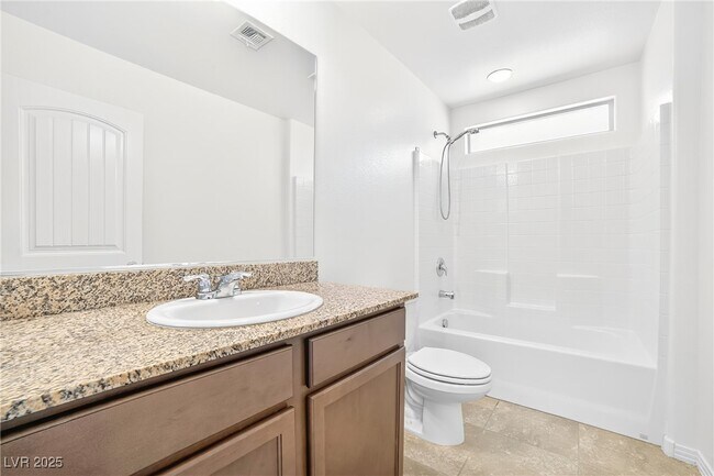 Building Photo - 2718 Hammetts Landing Walk