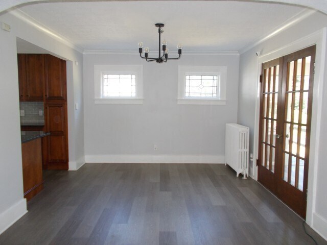 Building Photo - 653 Winona Blvd