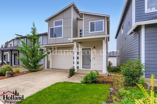 Building Photo - ** Stunning 5-Bedroom, with Pergola! Move in special $300 off first month rent*** NEW PRICE at $2...