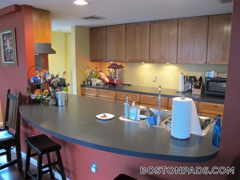 Building Photo - 197 Sidney St