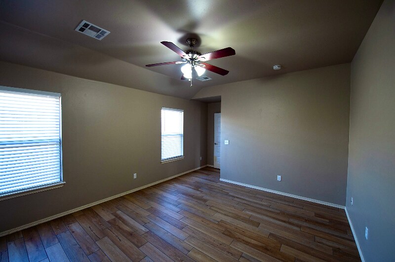 Building Photo - 1242 N Shannon Way