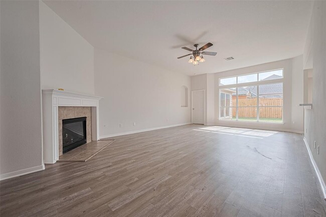 Building Photo - 4910 Wilderness Glen Ct