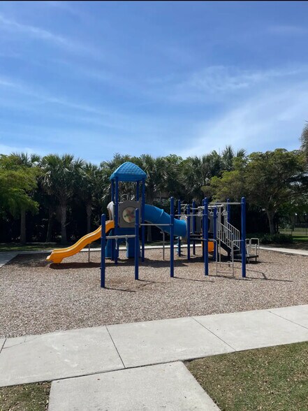 Playground - 681 Maraviya Blvd