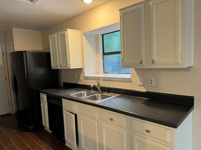 Building Photo - 7008 Fall Creek Ct