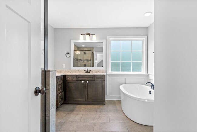 Building Photo - 1506 Redrock Ct
