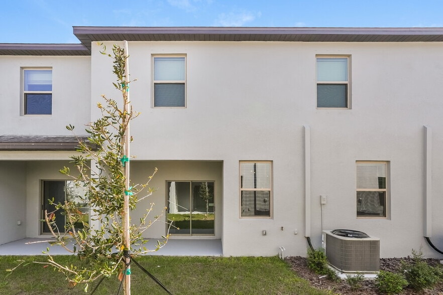 Building Photo - 17520 Radiant Shine Wy