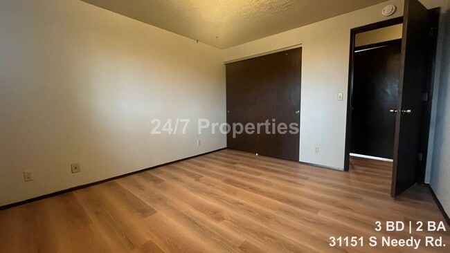 Building Photo - Country Living in Canby - 3 BD | 2 BA Home