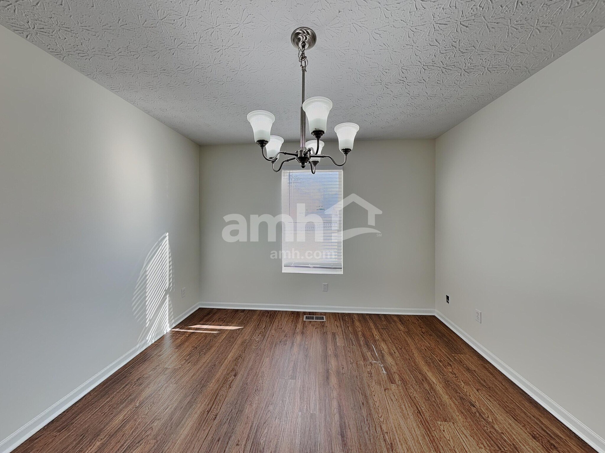 Building Photo - 7772 Williamson Ln